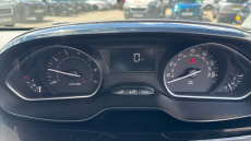 Peugeot 208 1.2 PureTech 82 Signature 5dr [Start Stop] Petrol Hatchback